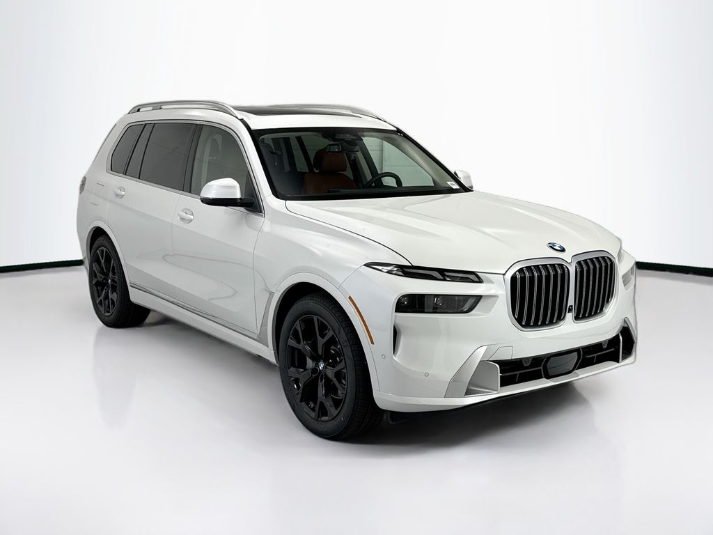 Thumbnail: 2027 BMW X7 - 3