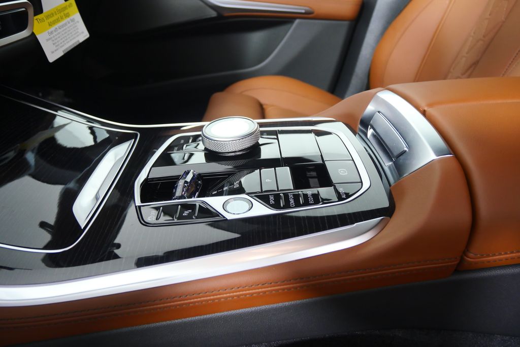 Thumbnail: 2026 BMW X5 - 22
