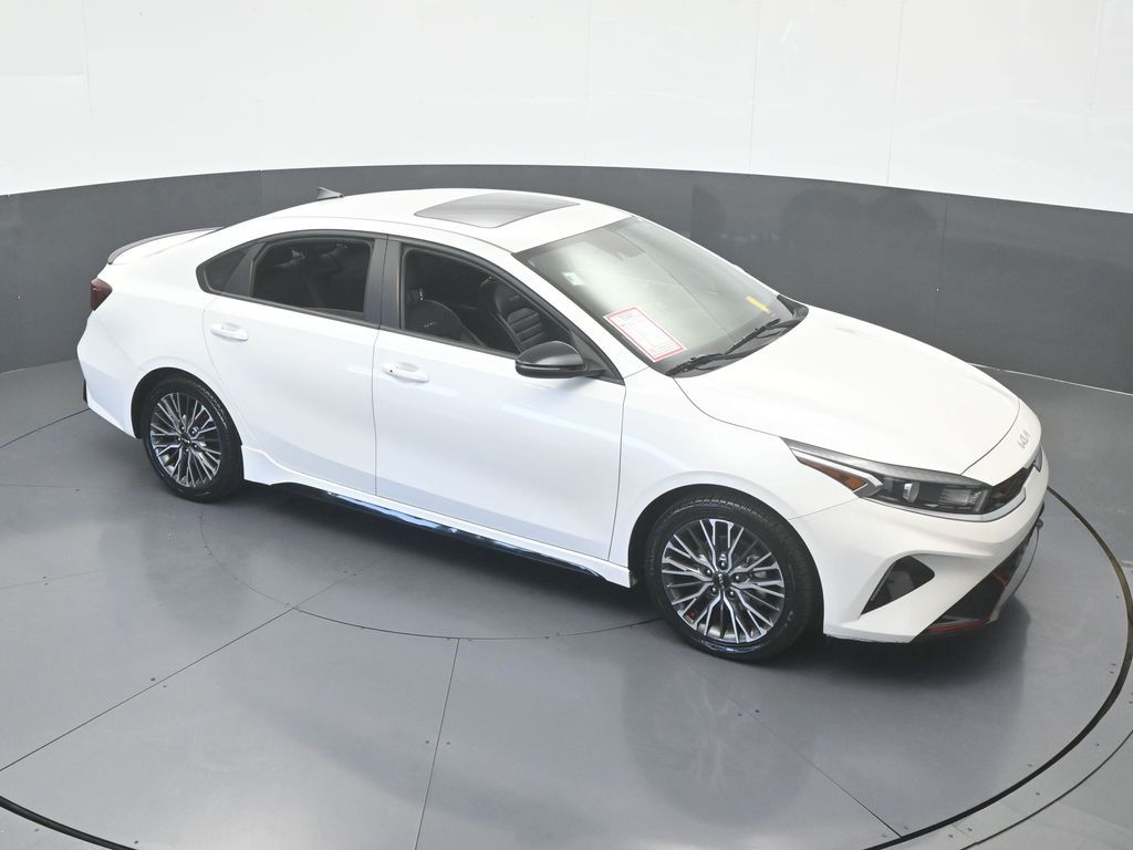 Used 2024 Snow White Pearl Kia GT-Line image 56