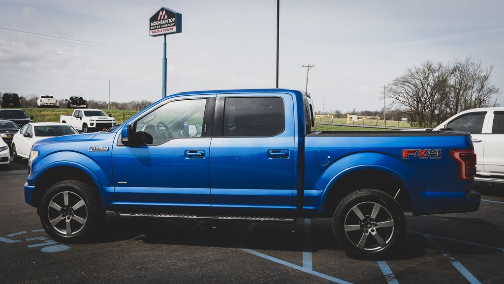 View vehicle photo 6