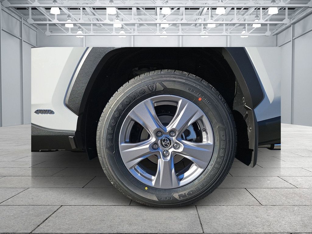 Thumbnail: 2025 Toyota RAV4 - 7