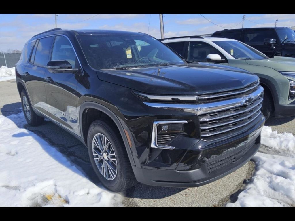 Mosaic Black Metallic 2025 Chevrolet Traverse LT AWD SUV / Crossover Four-Wheel Drive 8-Speed Automatic