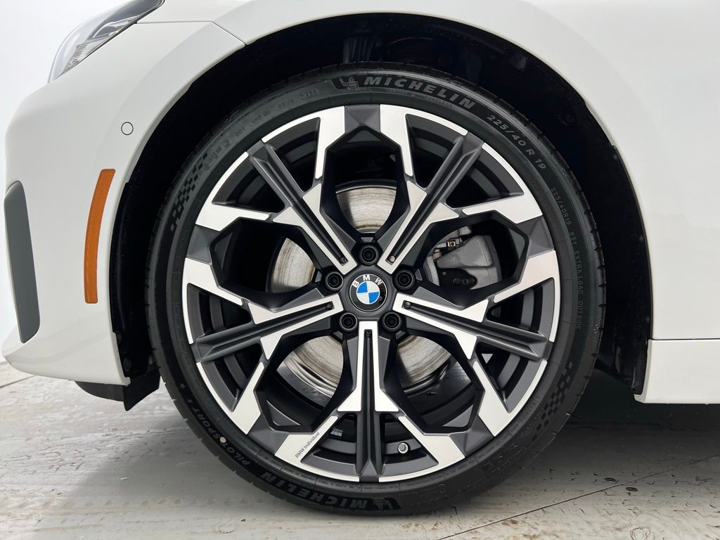 Thumbnail: 2026 BMW 2 Series - 23