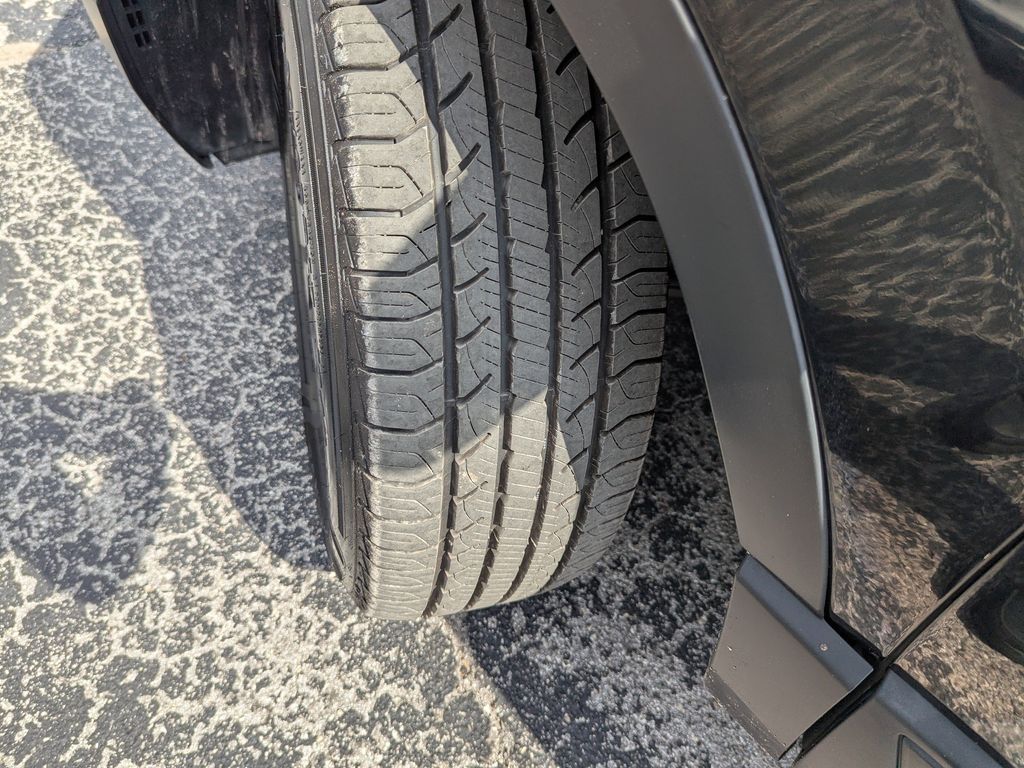 used 2017 Honda CR-V car, priced at $15,291