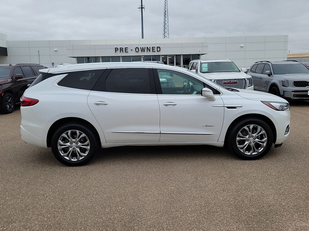 2021 Buick Enclave Avenir - 11