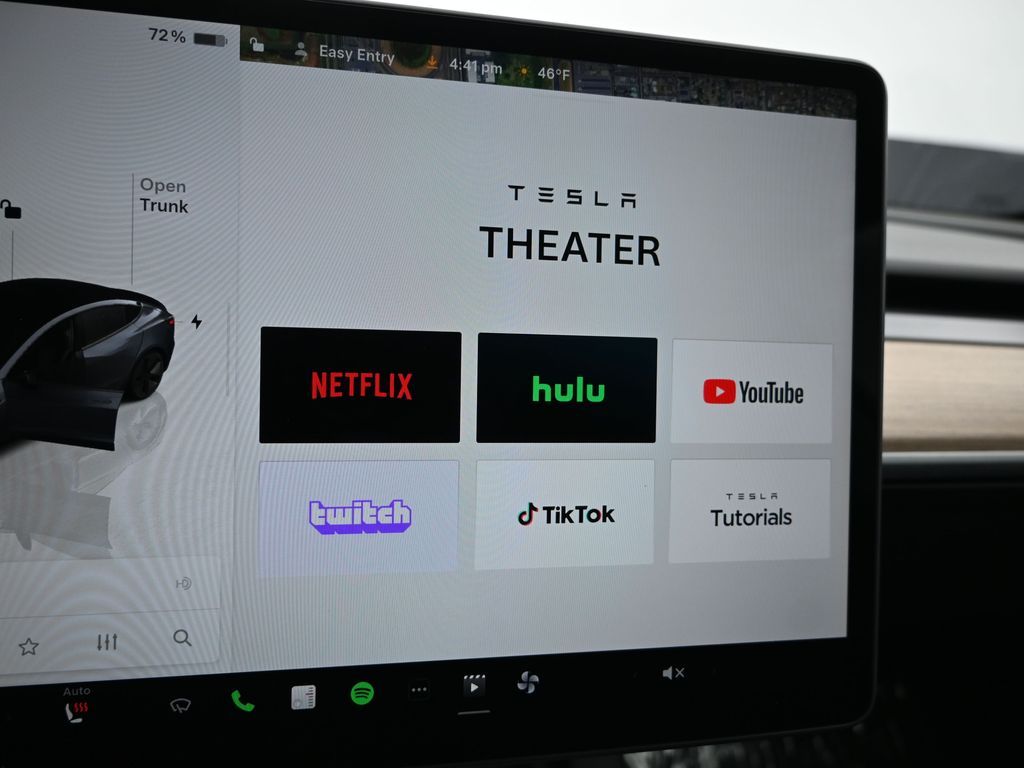 2023 Tesla Model 3 Rear-Wheel Drive