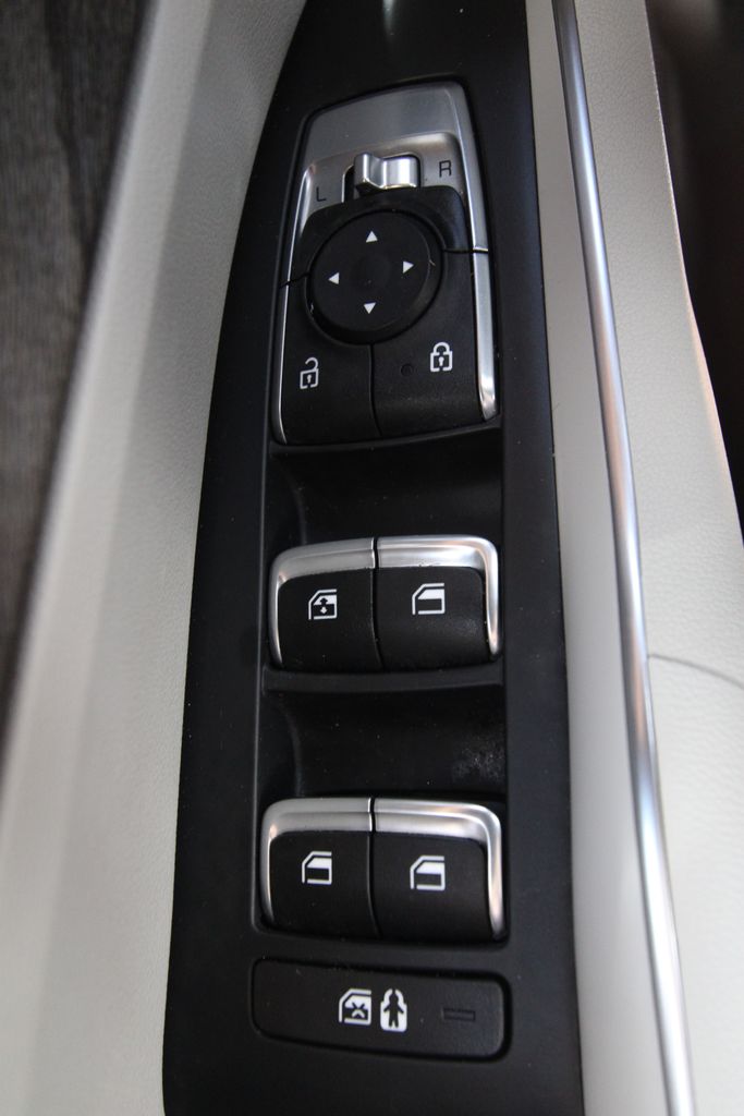 Used 2023 Kia Sorento SUV