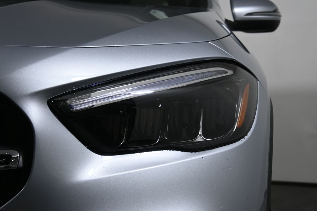 Thumbnail: 2026 Mercedes-Benz GLA - 10