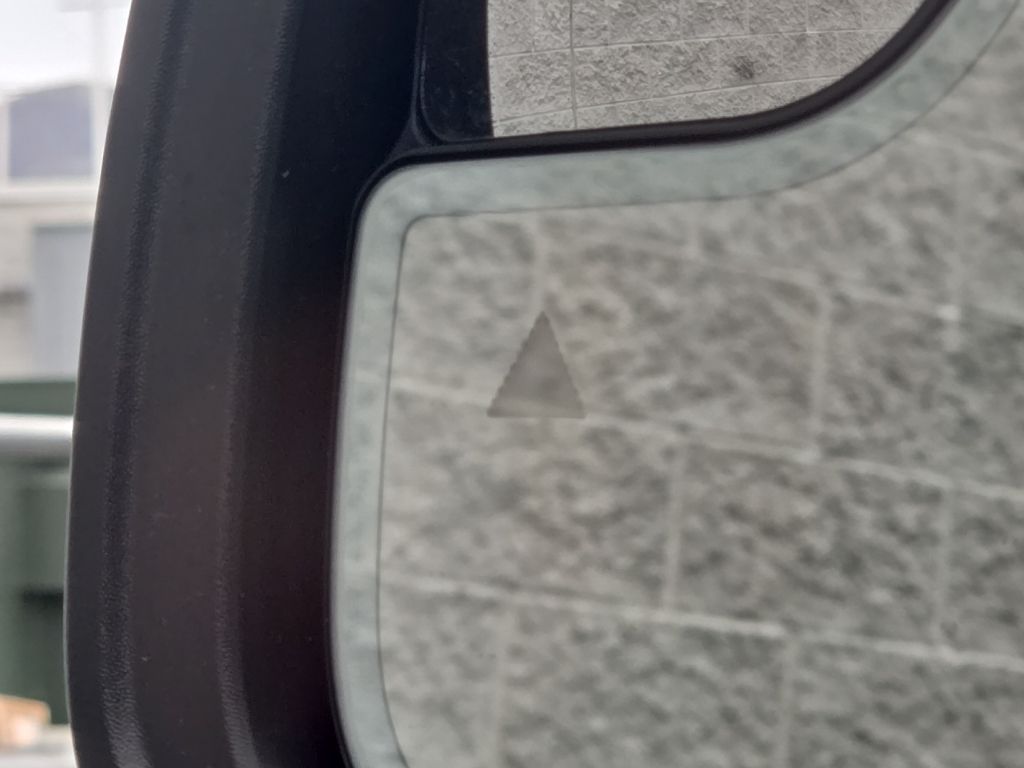 Used 2025 White Ram Big Horn/Lone Star image 36