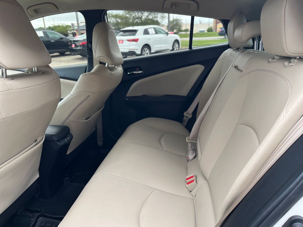2020 Toyota Prius XLE AWD-e photo