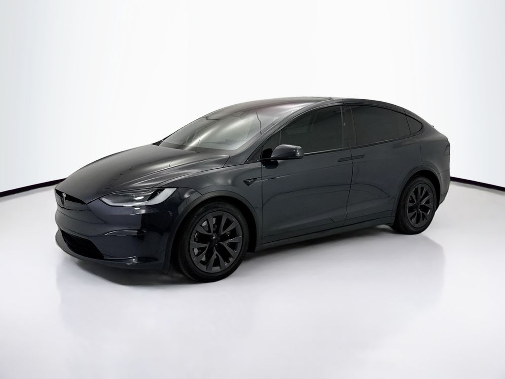 2024 Tesla Model X Long Range's photo