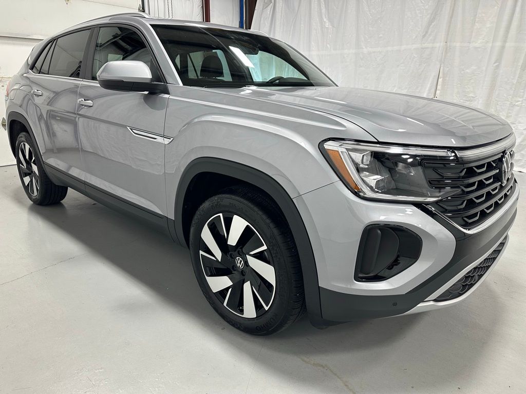 2025 Volkswagen Atlas Cross Sport SE 4Motion with Technology