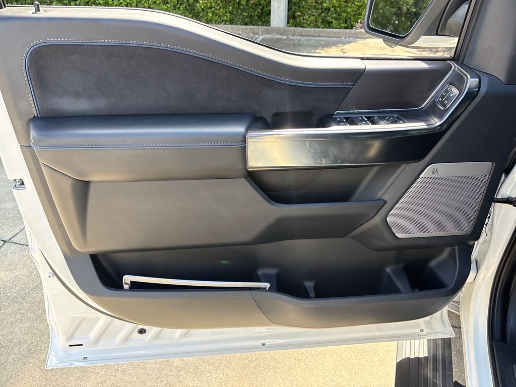 Used 2025 White Ford Platinum image 16