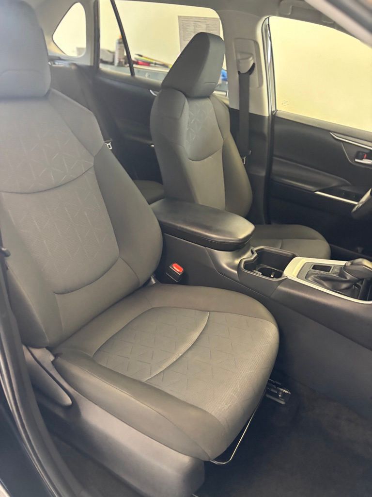 Used 2025 Toyota RAV4 SUV
