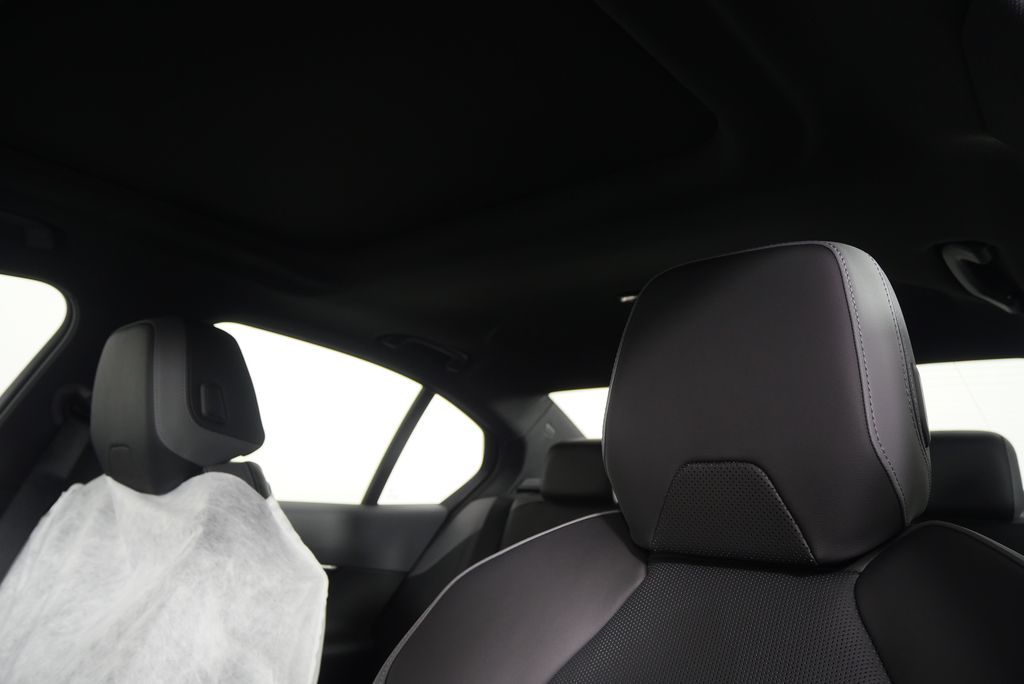 Thumbnail: 2026 BMW 5 Series - 13