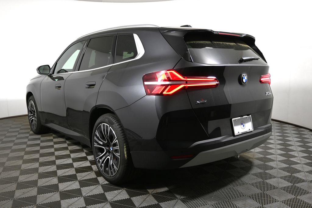 Thumbnail: 2025 BMW X3 - 9