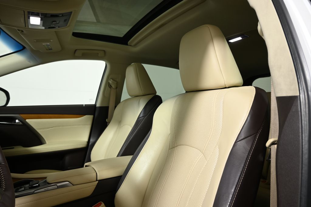 Thumbnail: 2017 Lexus RX - 16