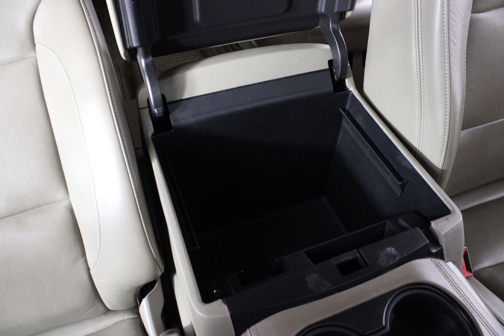 Used 2017 GMC Yukon XL for sale in 
