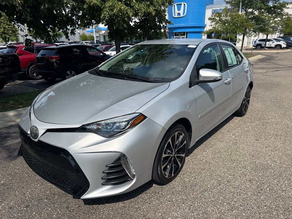 2019 Toyota Corolla SE FWD photo