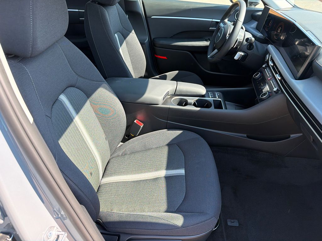 New 2026 Blue Hyundai SEL Sport image 14