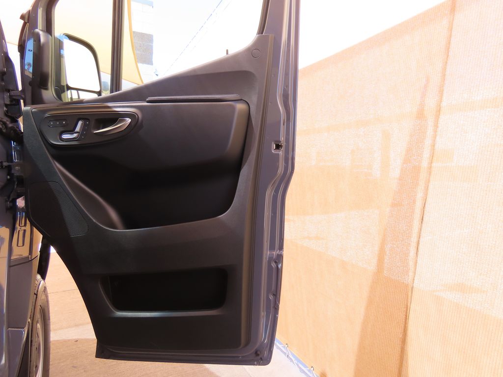 Thumbnail: 2026 Mercedes-Benz Sprinter - 25