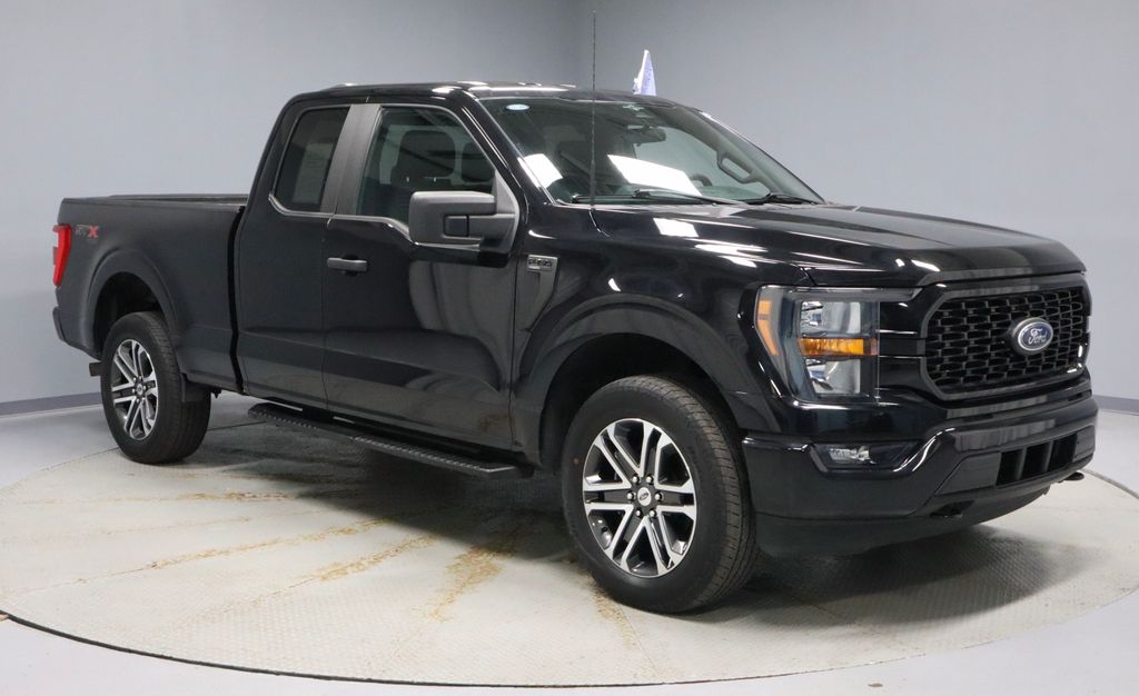 2023 Ford F-150 XL SuperCab 4WD