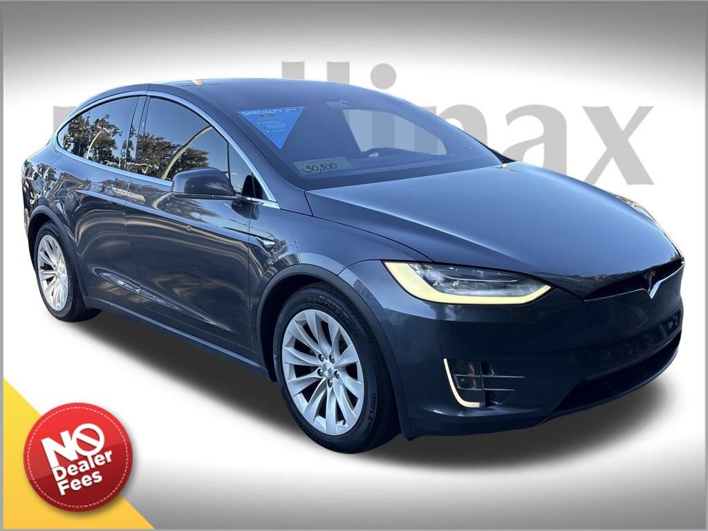 2020 Tesla Model X Long Range's photo