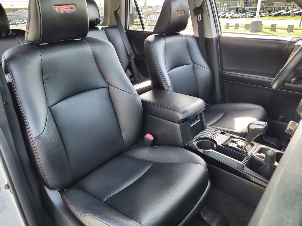 2018 Toyota 4Runner TRD Off Road 21