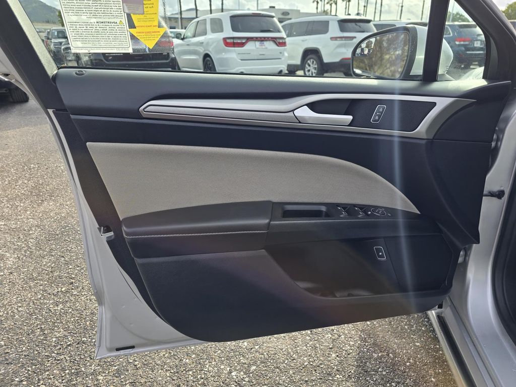 Used 2018 Ford Fusion Hybrid S 4D Sedan