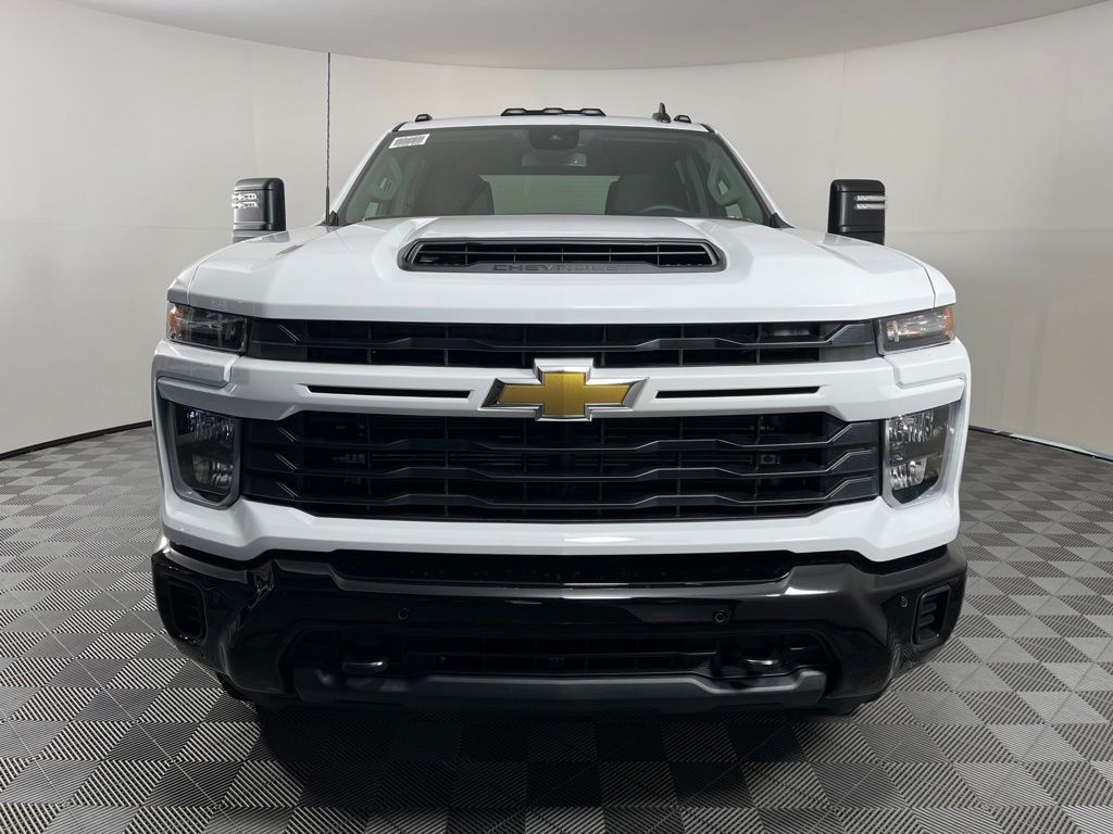 Thumbnail: 2026 Chevrolet Silverado 2500 - 7