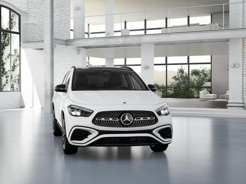 2025 Mercedes-Benz GLA 250 4MATIC 8