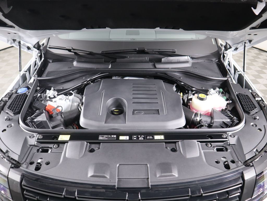 Thumbnail: 2026 Land Rover Range Rover - 30