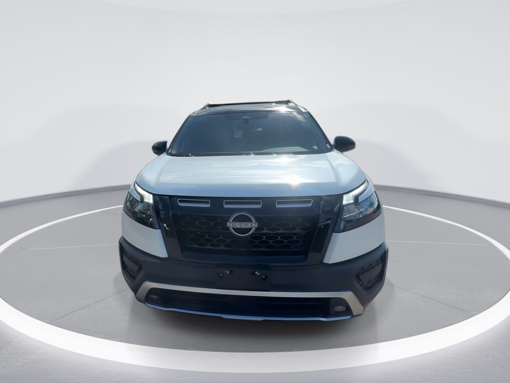 Used 2023 White Nissan Rock Creek image 3