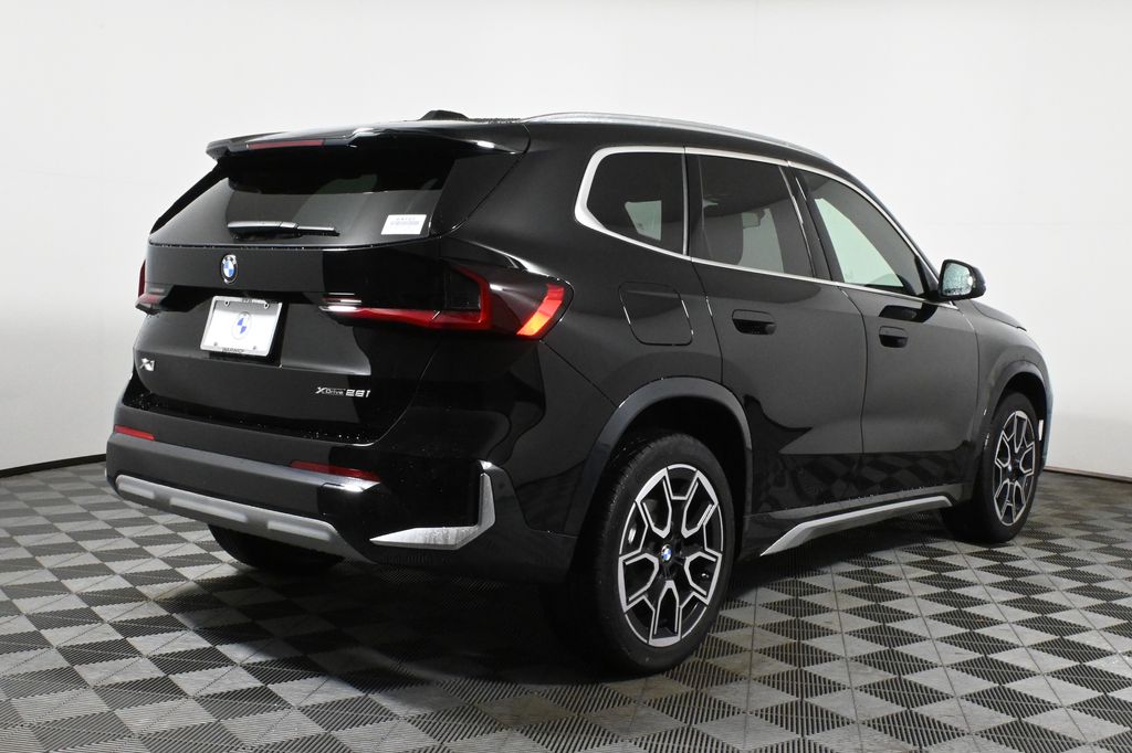 2025 BMW X1 xDrive28i 7