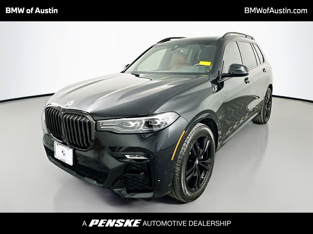 2022 BMW X7 xDrive40i Hero Image