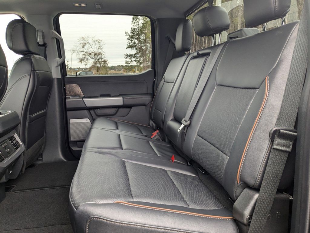 2025 Ford F-250 Super Duty Lariat