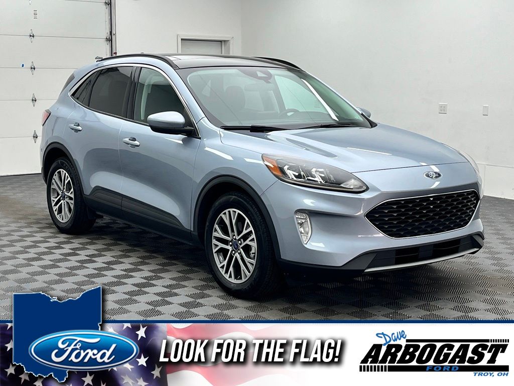 Blue Silver Metallic 2022 Ford Escape SUV / Crossover Front-Wheel Drive 8-Speed Automatic