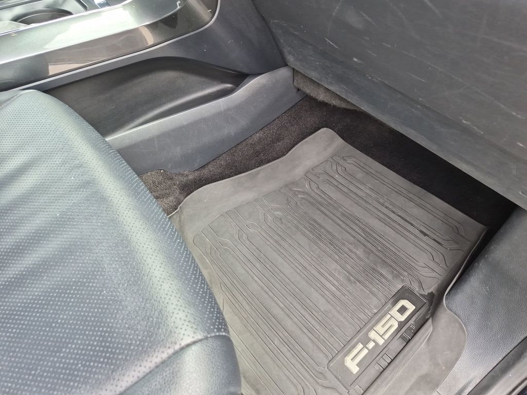 Used Car 2022 Ford F-150  Lariat For Sale Under $50,000 In Austin, Texas