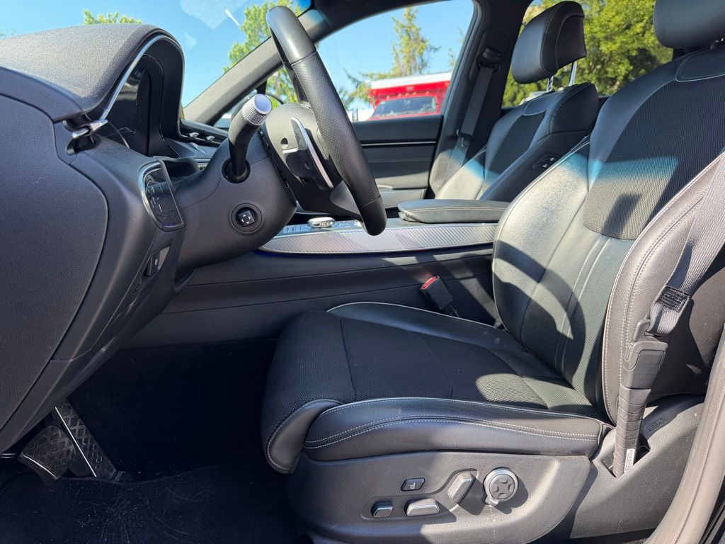 2023 Genesis GV70 3.5T AWD Sport