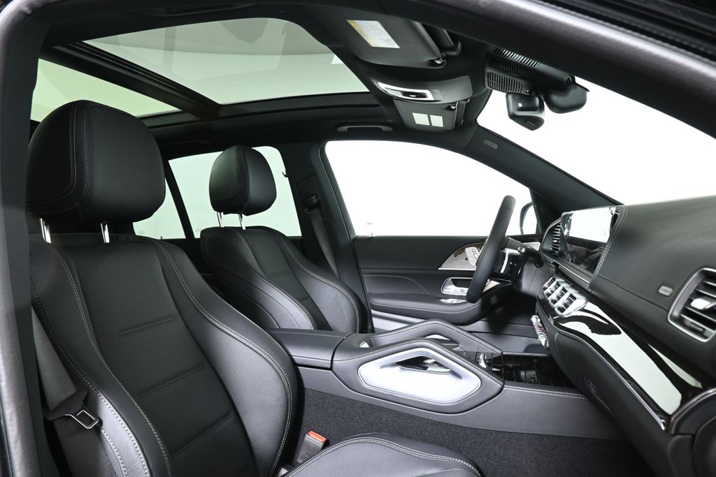 Thumbnail: 2026 Mercedes-Benz GLE - 22