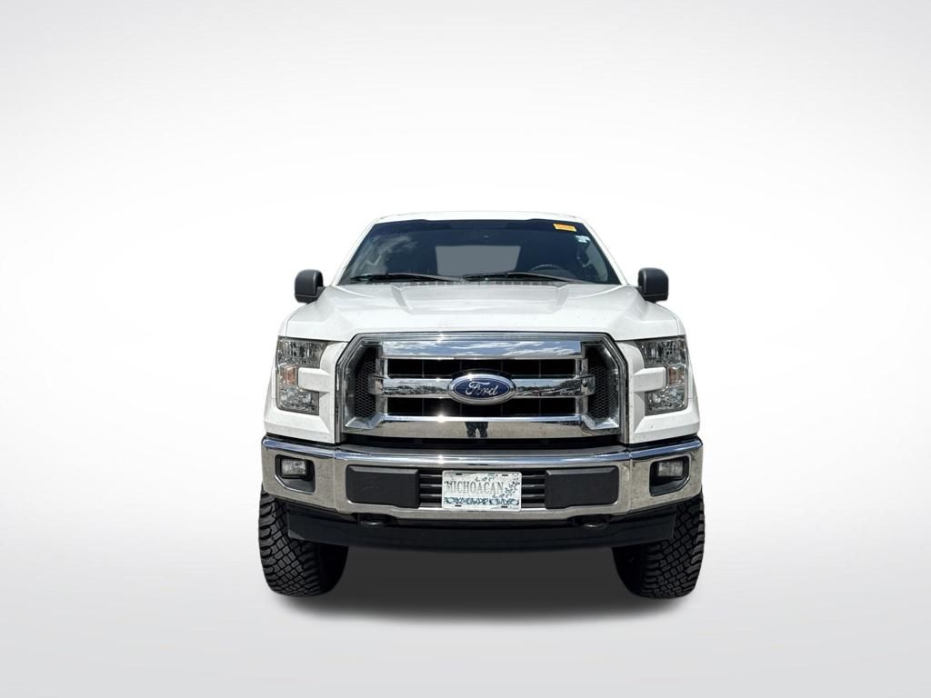 Used 2017 White Ford XLT image 3