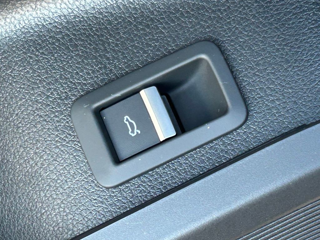 New 2025  Audi 45 S line Prestige image 74