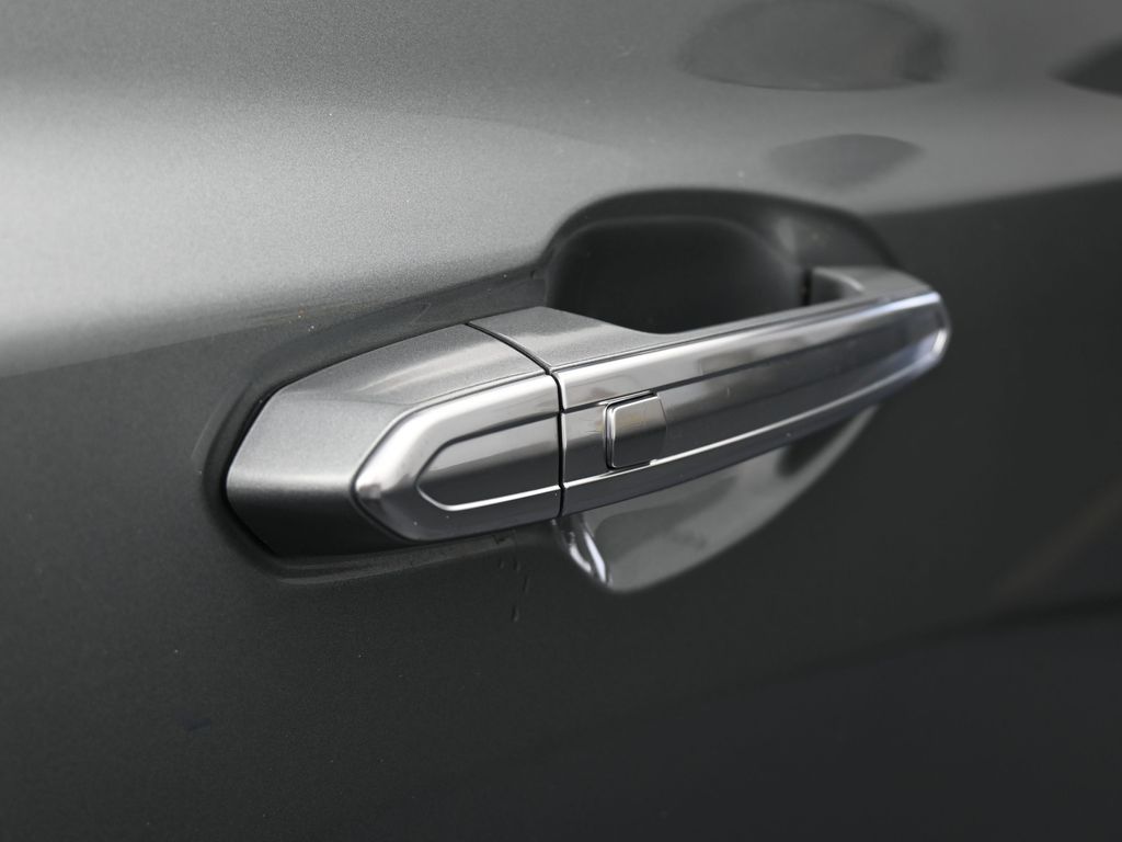 Used 2024 Argent Silver Metallic Cadillac Luxury image 43