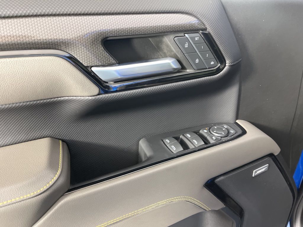 Thumbnail: 2022 Chevrolet Silverado 1500 - 25