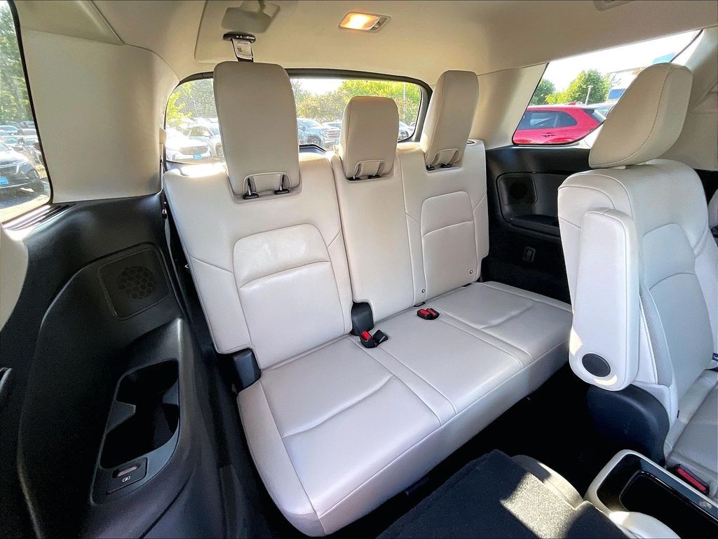 2023 Nissan Pathfinder — photo 17