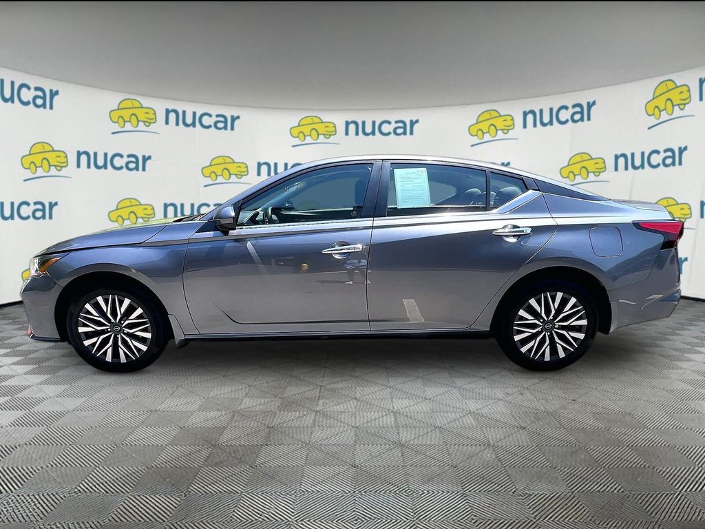 2023 Nissan Altima — photo 4