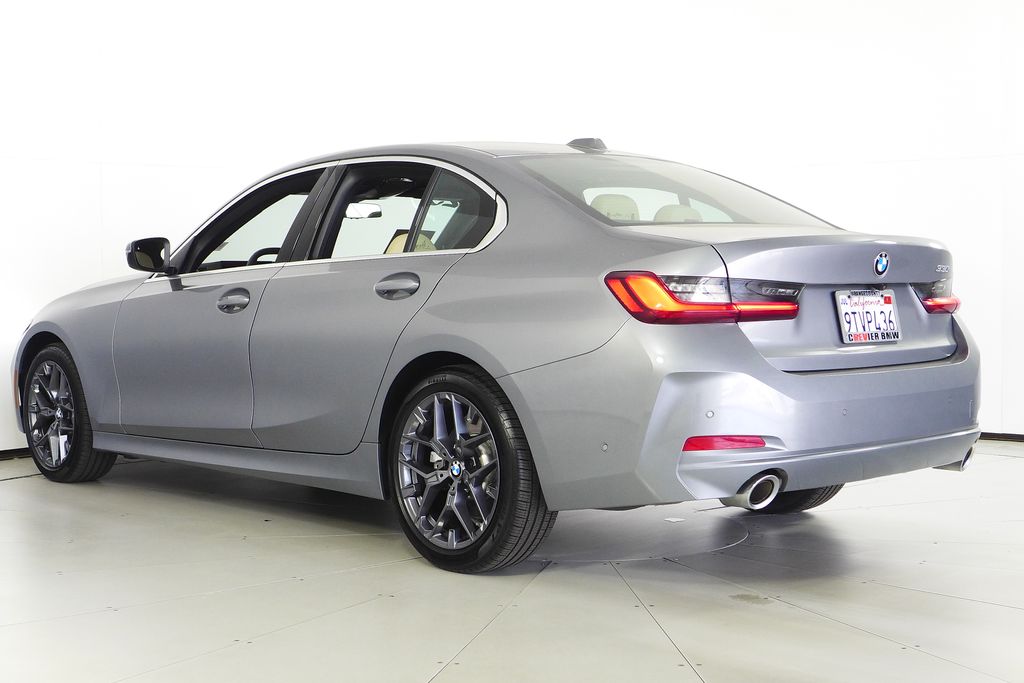 Thumbnail: 2025 BMW 3 Series - 9