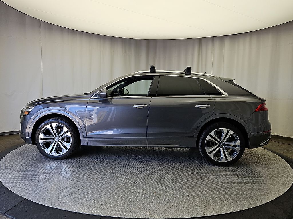 Thumbnail: 2021 Audi Q8 - 8