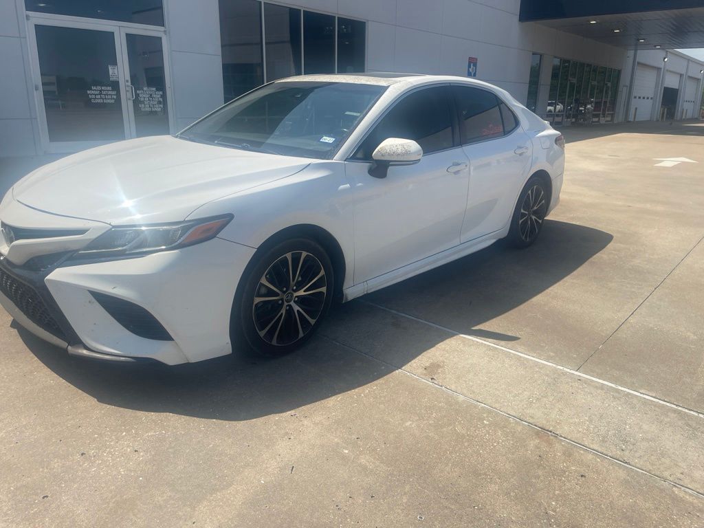 2018 Toyota Camry SE White at Joe Myers Mazda Kia