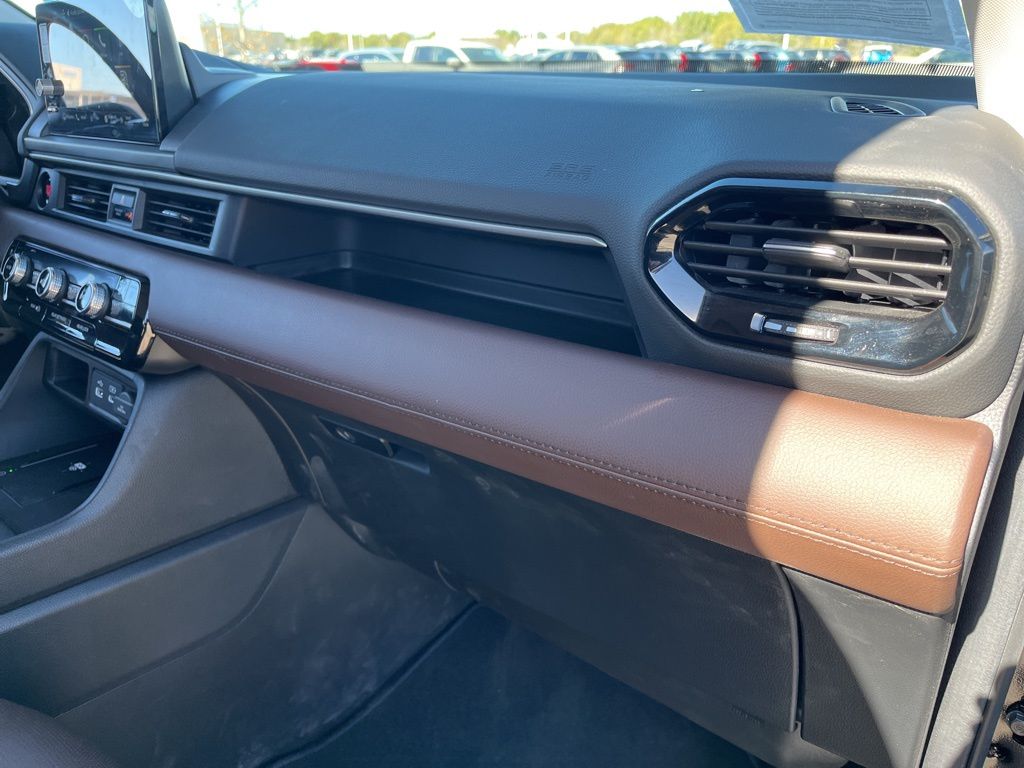 Thumbnail: 2025 Honda Pilot - 30